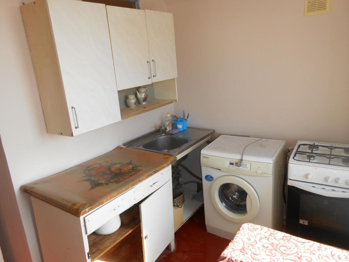 Ferienwohnung Проспект Героев Сталинграда 19 А Kiew Exterior foto